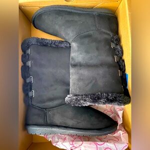 Sugar Womens Panthea 2 Faux Suede Knit Winter & Snow Boots. Brand new. Size 6W